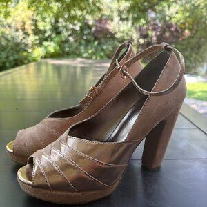 Seychelles, size 8, light pink suedue and metallic leather heels